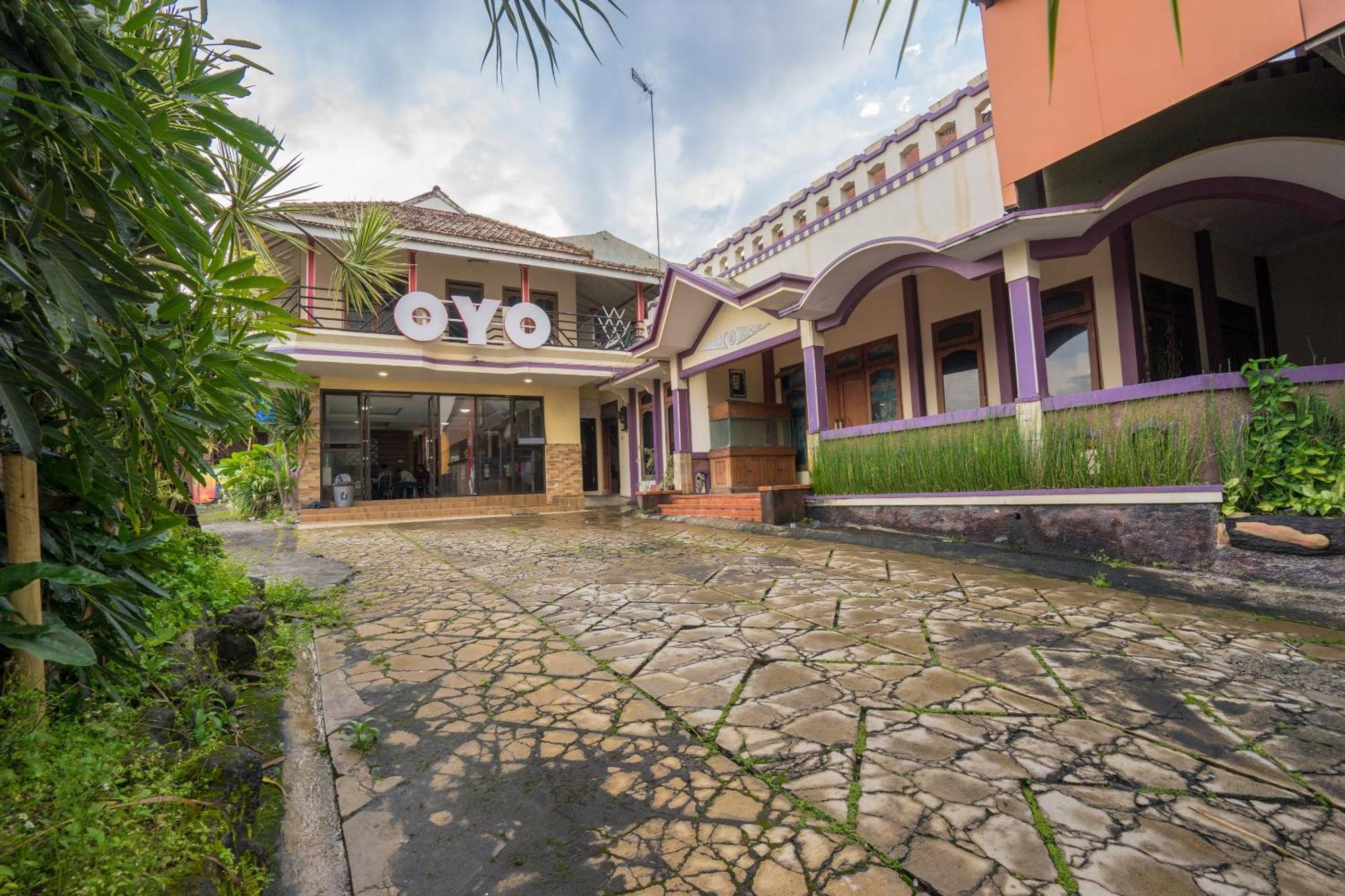 Oyo564邦加马塔哈里旅馆和酒店 巴图 外观 照片