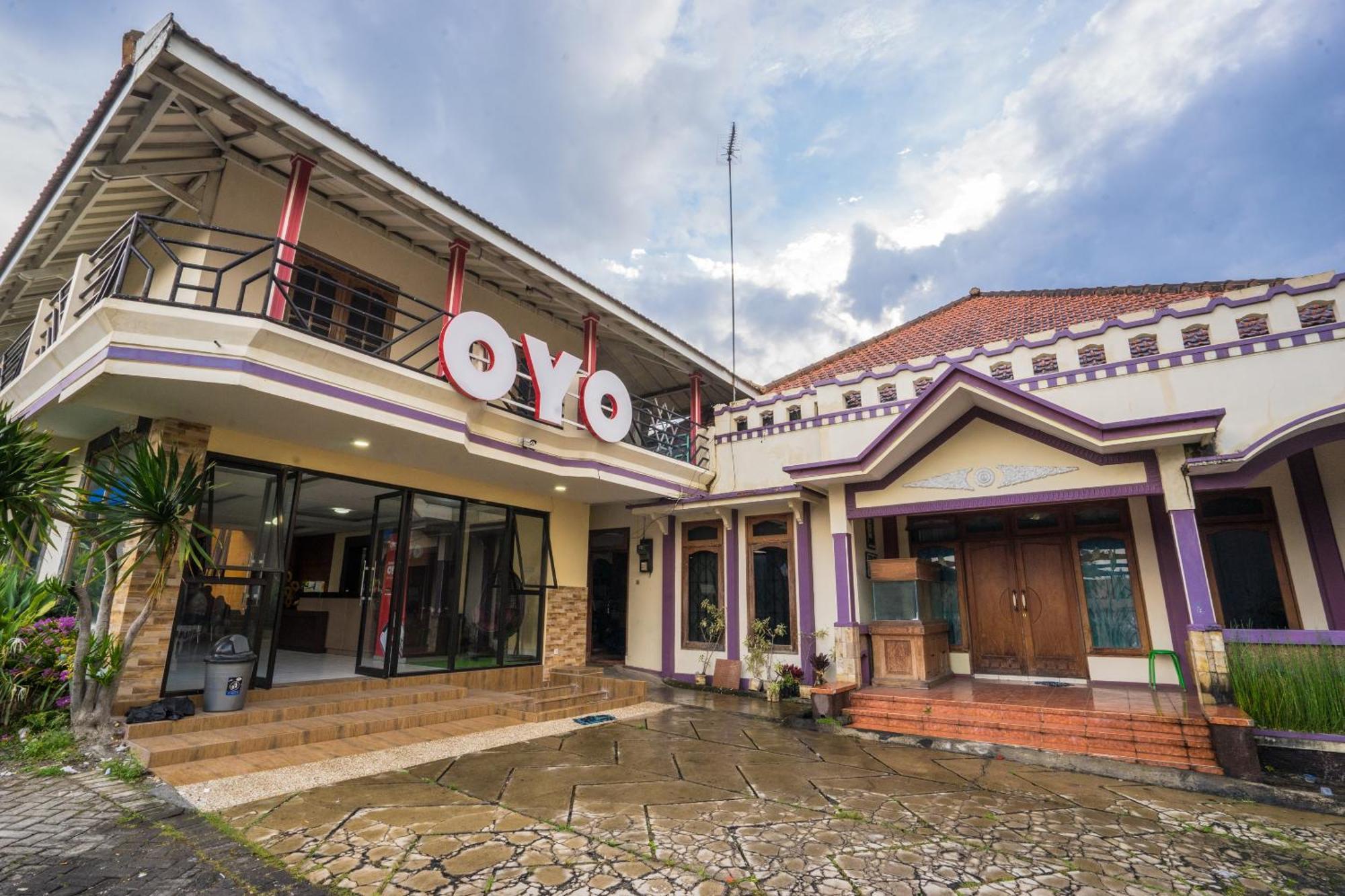 Oyo564邦加马塔哈里旅馆和酒店 巴图 外观 照片